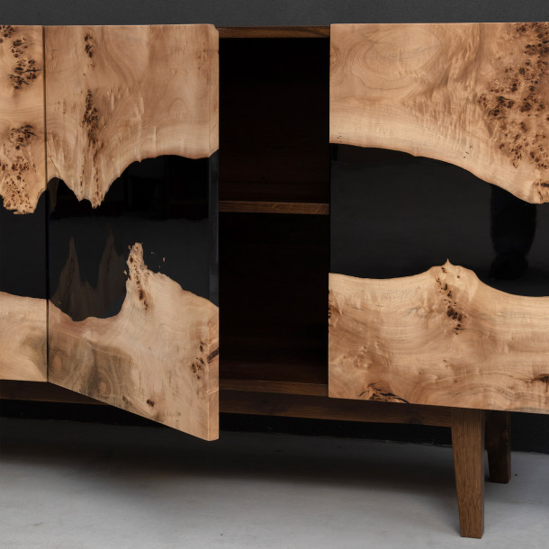 XIU-XIU Sideboard | W: 1980