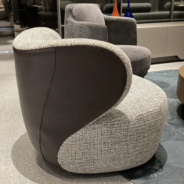 LEI-LEI Lounge Chair