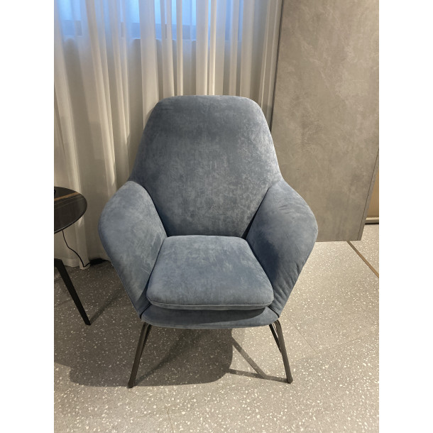 DE-DE Lounge Chair | Warehouse