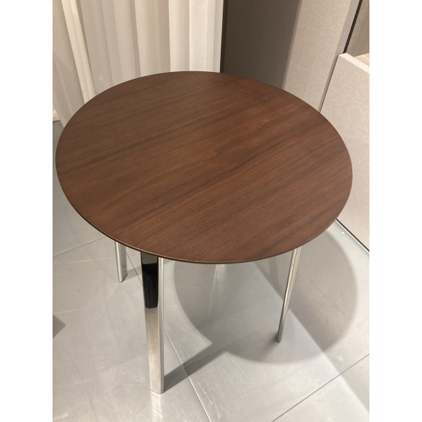 HU-HU Side Table | Warehouse