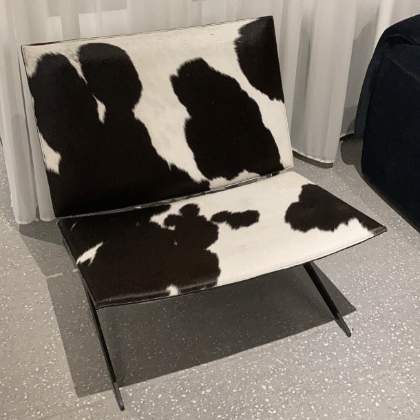 SENG-SENG Lounge Chair with Ottoman |Showroom Display