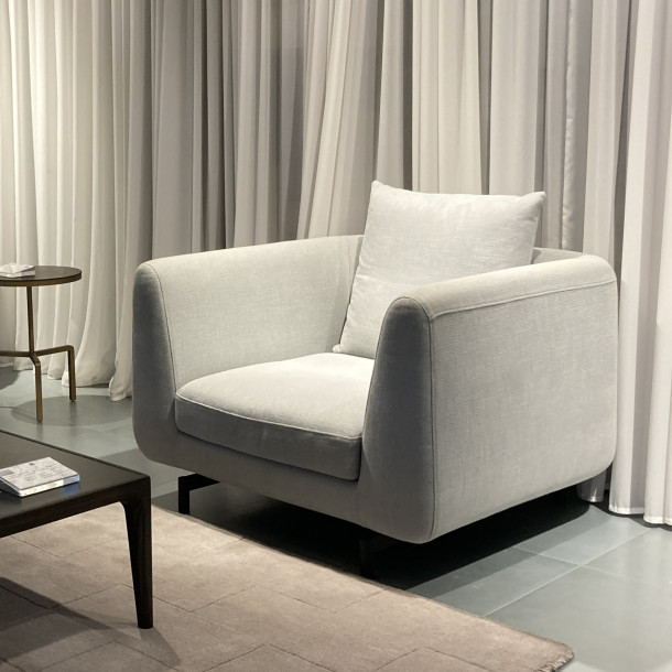 CI-CI One Seater Sofa | Warehouse