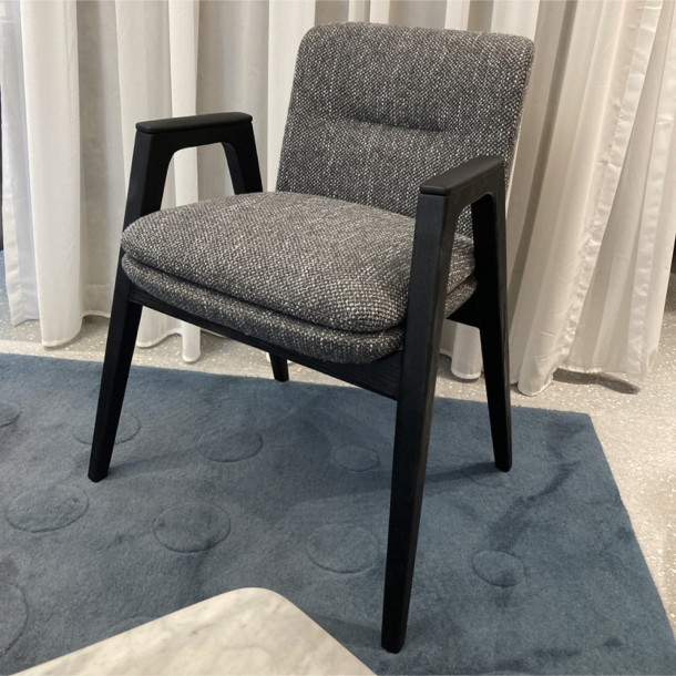 ZIN-ZIN Chair w/ Armrest | CWB Showroom Display